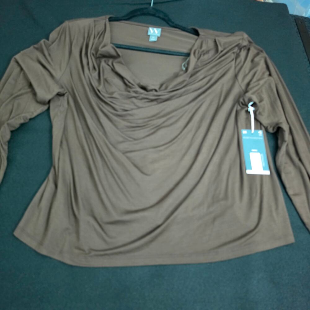 Womens Worthington NWT size 2X Hot Fudge color top retail$50